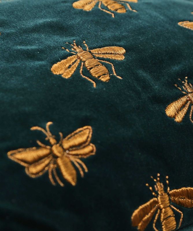 Elizabeth Scarlett Honey Bee Everyday Pouch