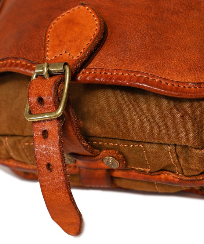 Campomaggi Leather Crossbody Bag