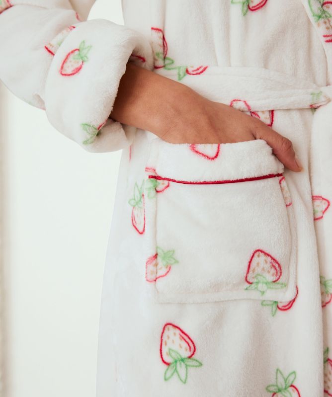 Chelsea Peers Fleece Strawberry Print Dressing Gown