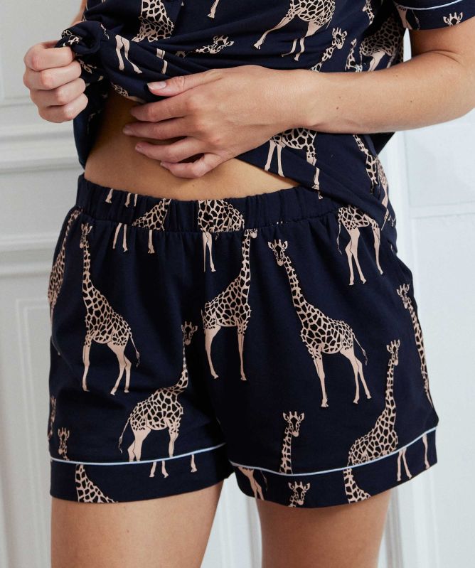 Chelsea Peers Giraffe Print Short Pyjama Set