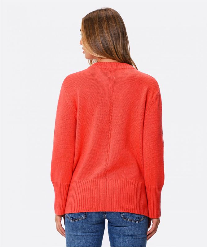 Van Kukil Madeline Round Neck Ribbed Sweater