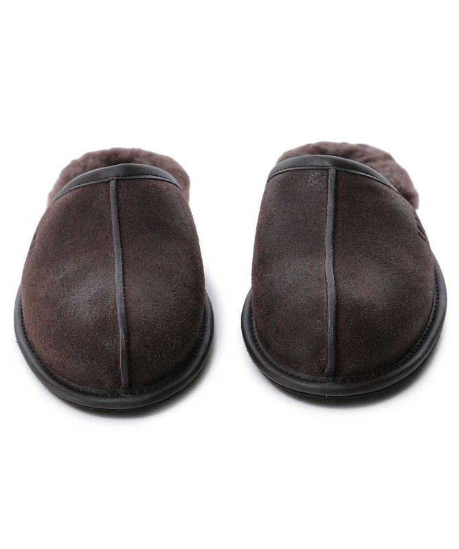 UGG Scuff Distressed Slippers