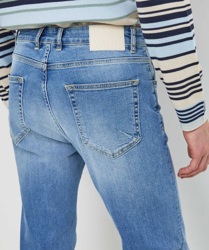 Seinse Slim Fit Light Wash Jeans