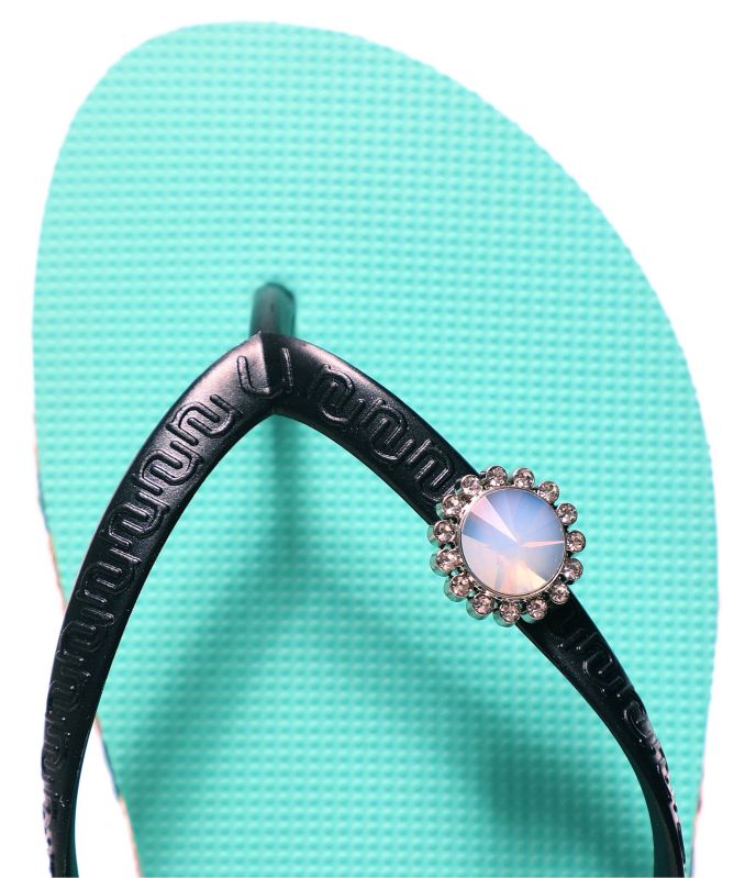 Uzurii Raffia Switch Flip Flops