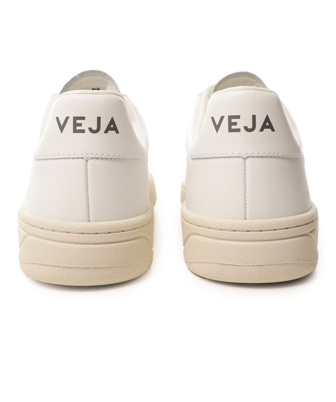VEJA Leather V-12 Trainers