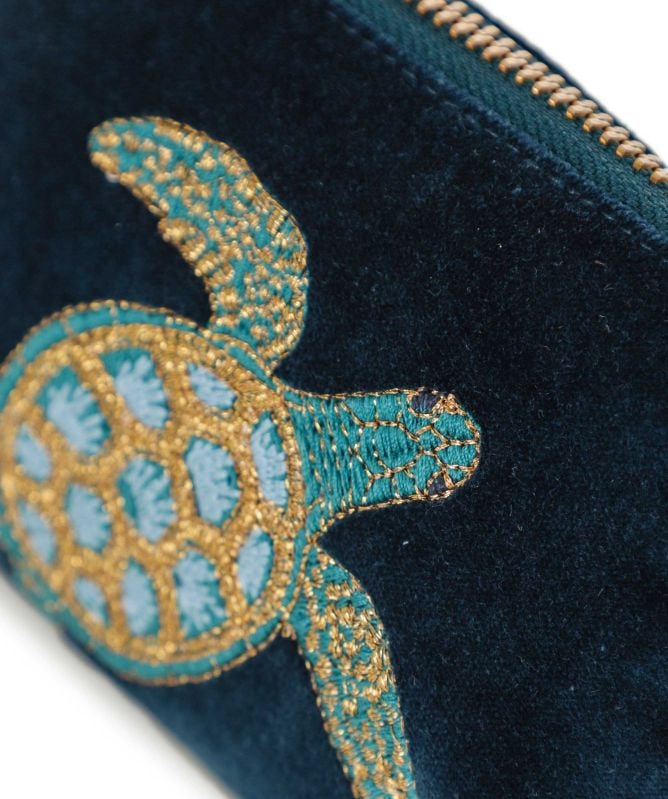 Elizabeth Scarlett Turtle Conservation Coin Purse