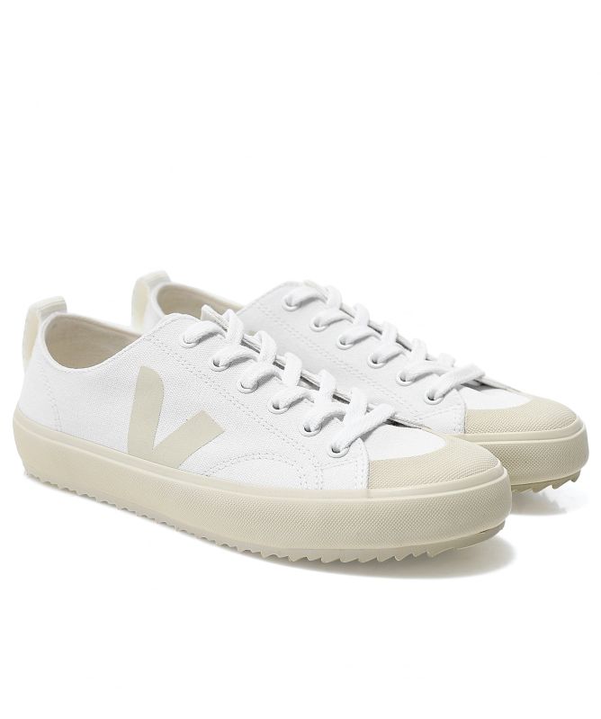 VEJA Women's Nova Canvas Sneakers