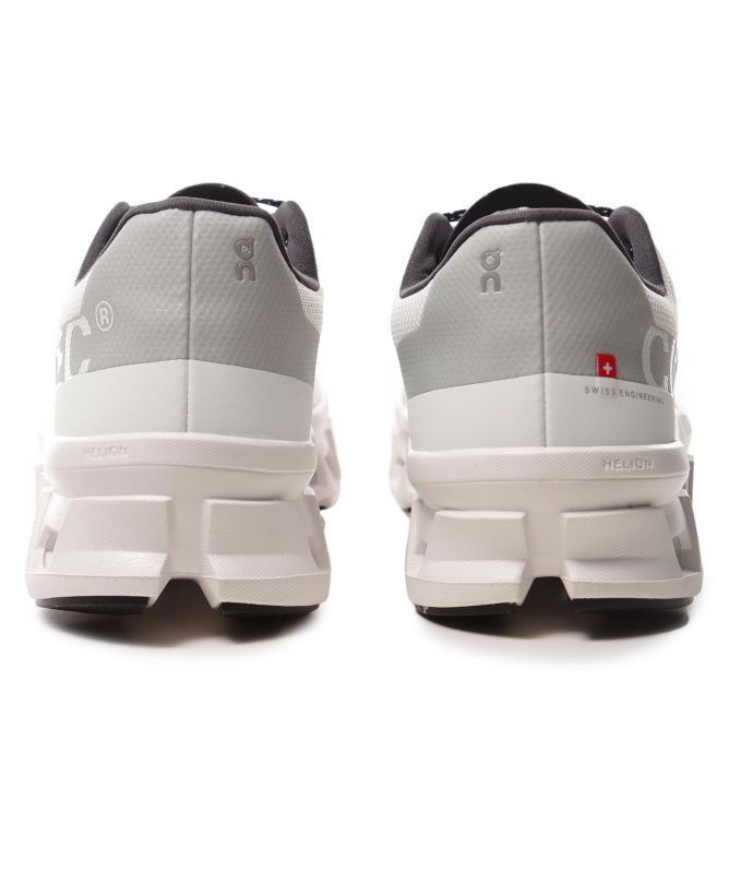 On Running Cloudmonster Sneakers