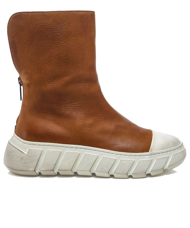 Lofina Leather Zip Boots