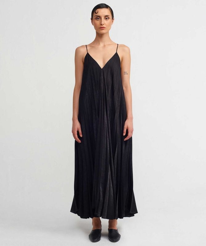 NU London Spaghetti Strap Pleated Long Dress