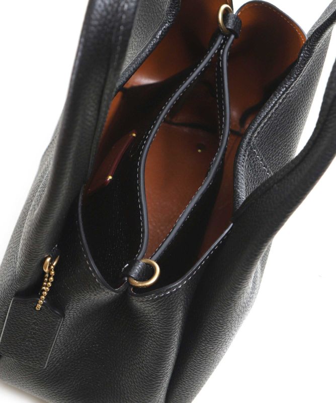 Coach Lana Shoulder Bag 23