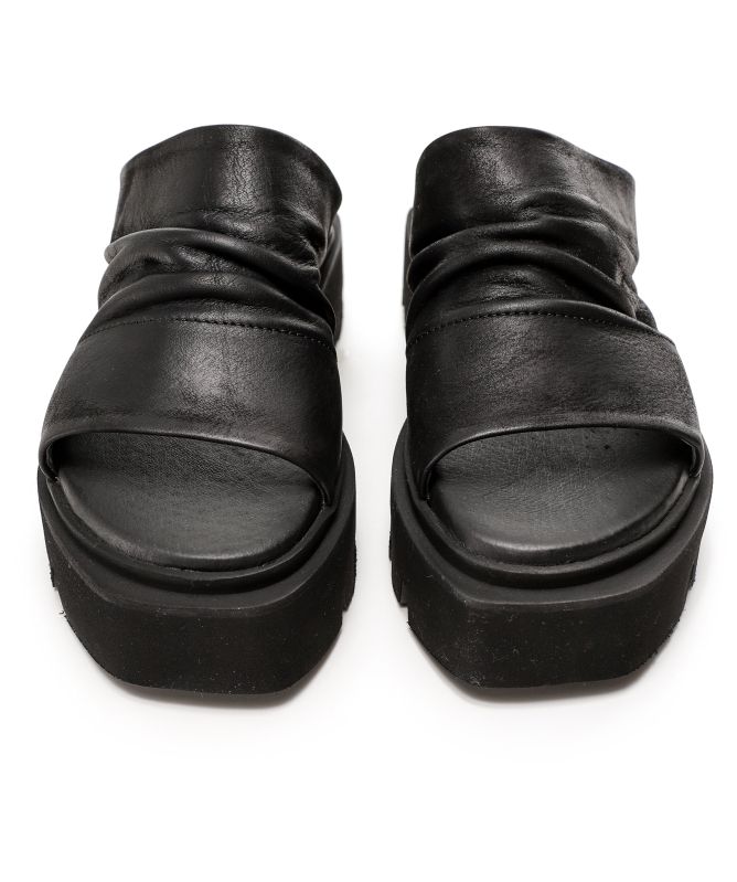 Lofina Leather Ruched Sliders