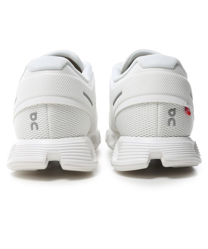 On Running Cloud 5 Sneakers