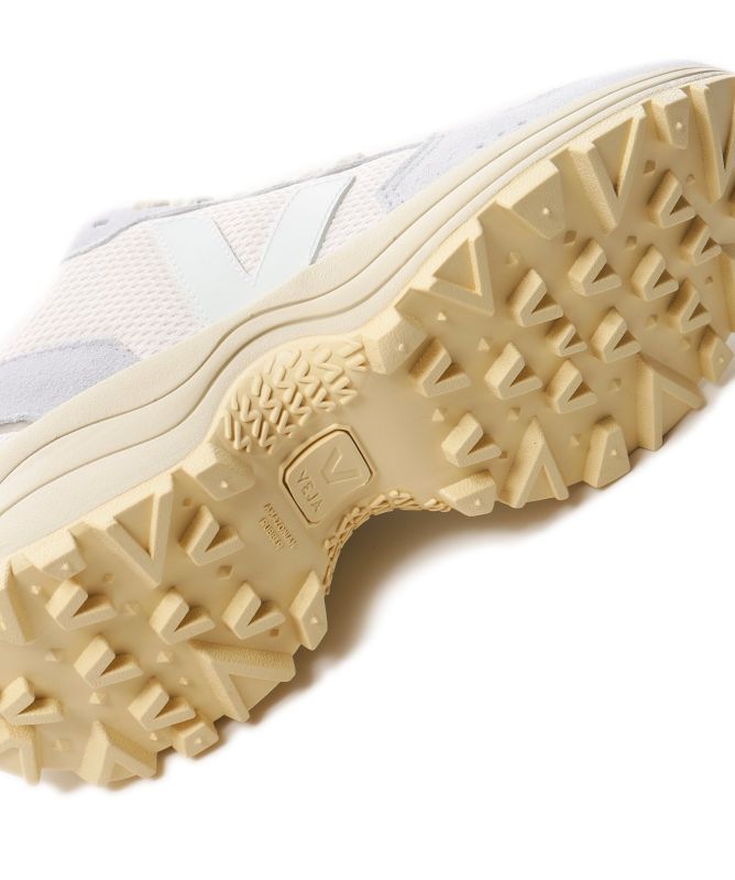 VEJA Venturi Alveomesh Sneakers