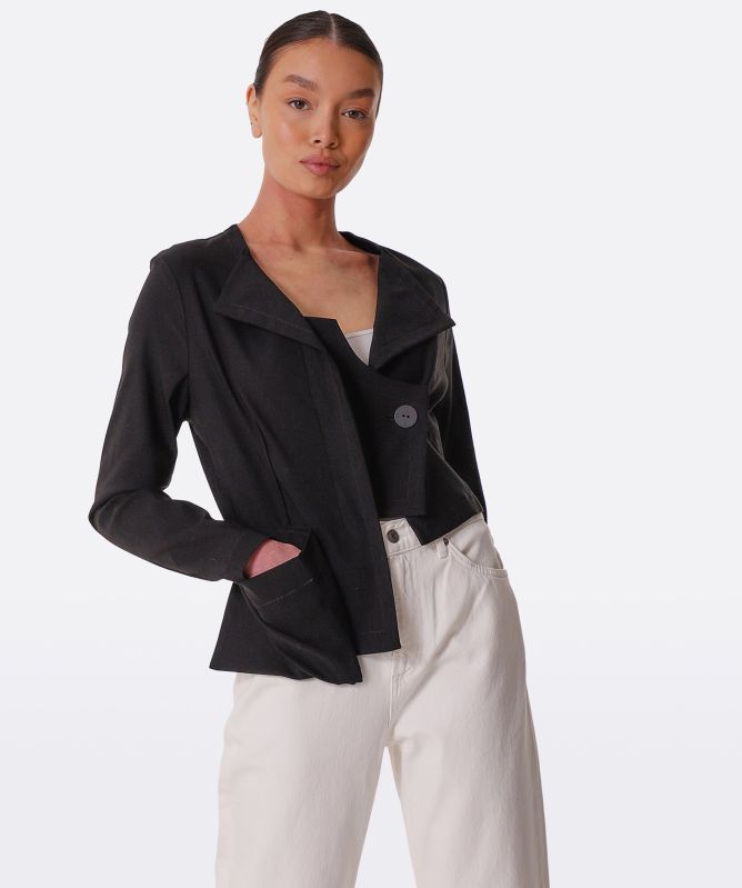 Xenia Design Hiha Short Asymmetric Jacket