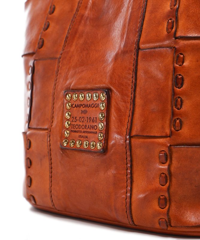 Campomaggi Edera Leather Bucket Bag