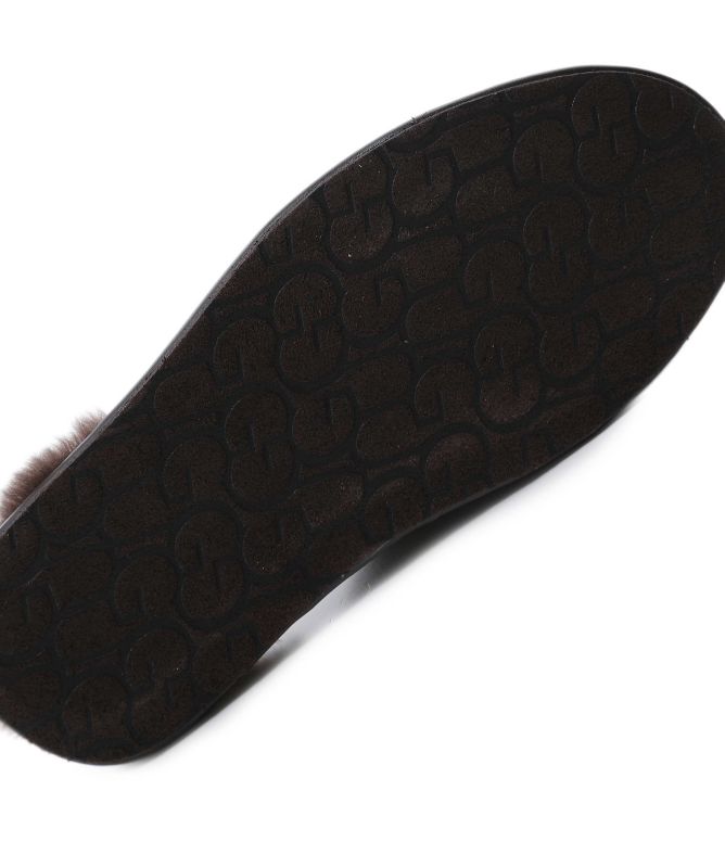 UGG Scuff Distressed Slippers