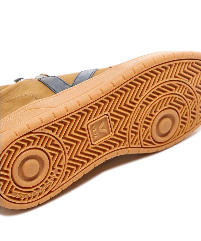 VEJA Men's Nubuck Roraima Hiker Sneakers