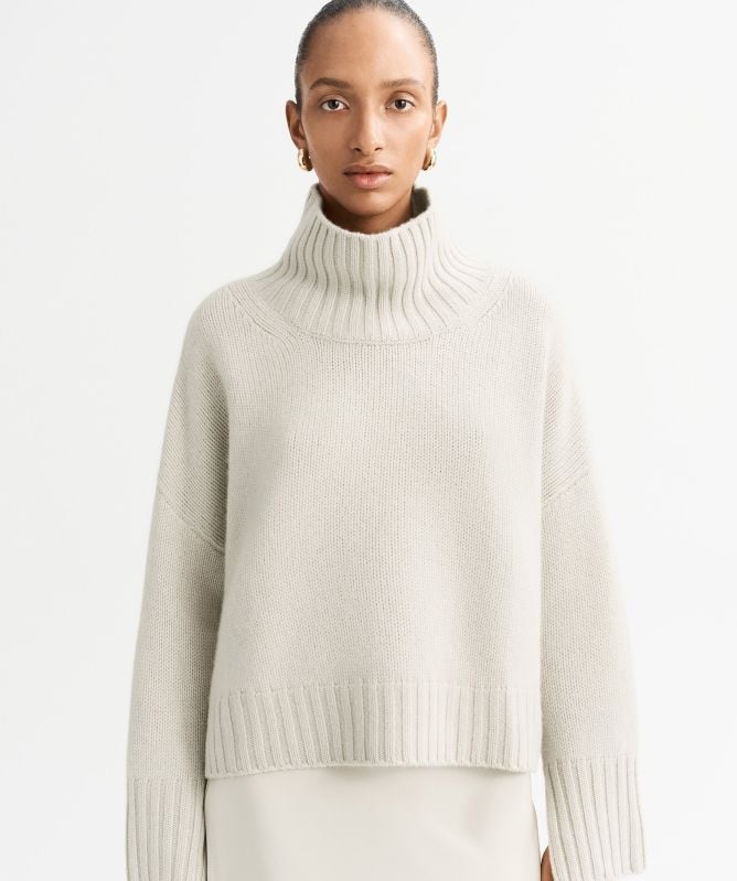 Soft Goat Girlfriend Turtleneck Cashmere Jumper