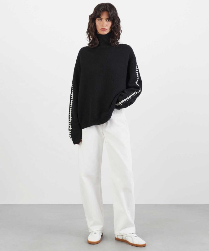 Soft Goat Whipstitch Turtleneck Cashmere Jumper