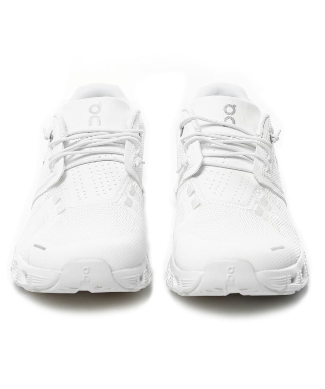 On Running Cloud 5 Sneakers
