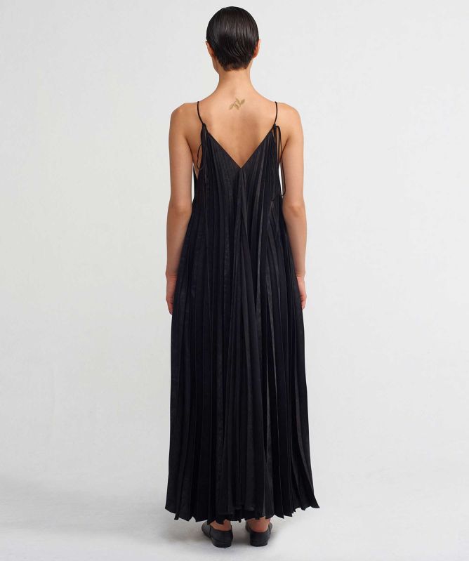 NU London Spaghetti Strap Pleated Long Dress