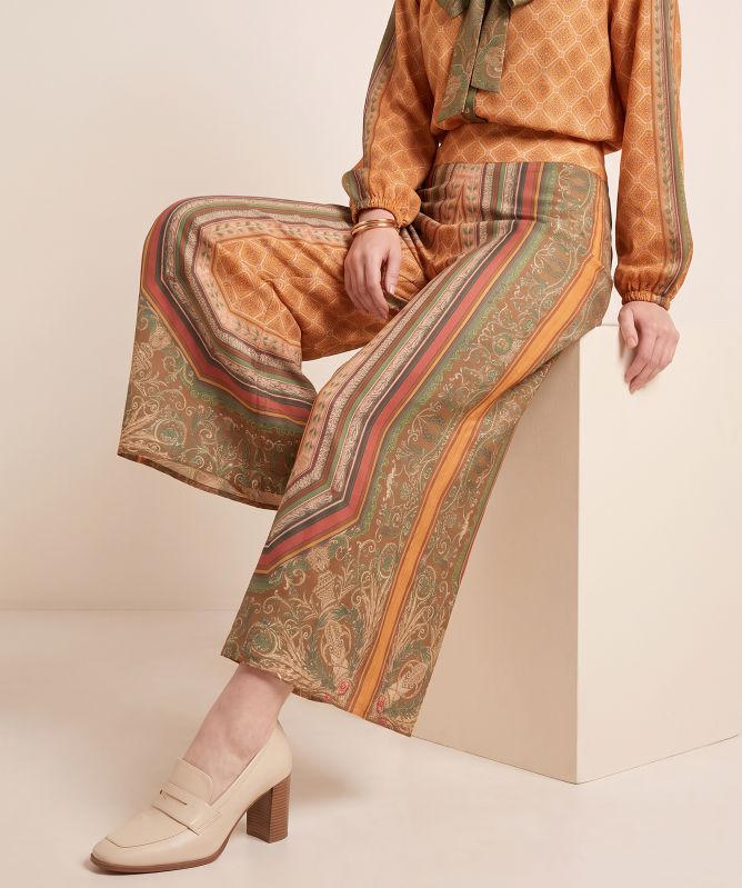 One Hundred Stars Amulet Gold Palazzo Pants