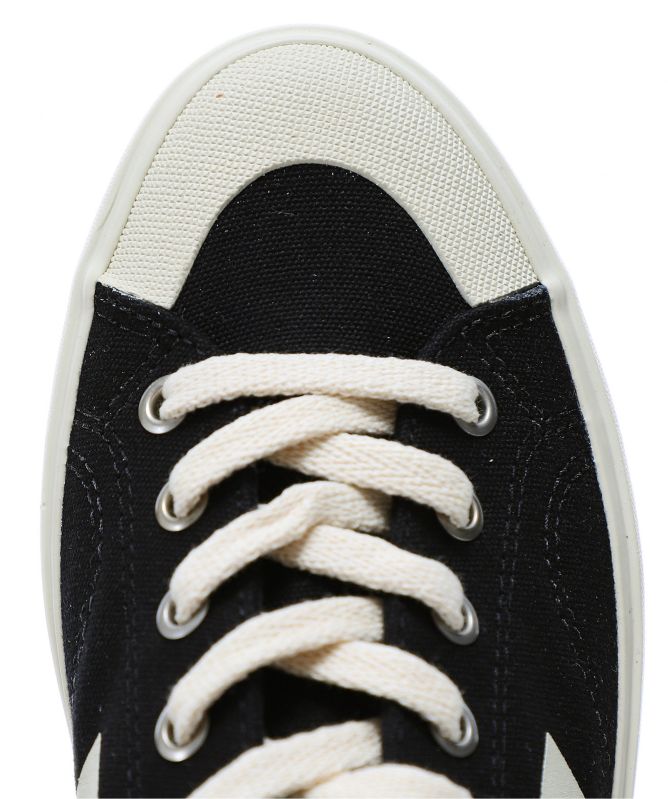 VEJA Women's Nova Canvas Sneakers