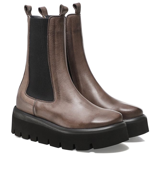 Lofina High Leather Chelsea Boots