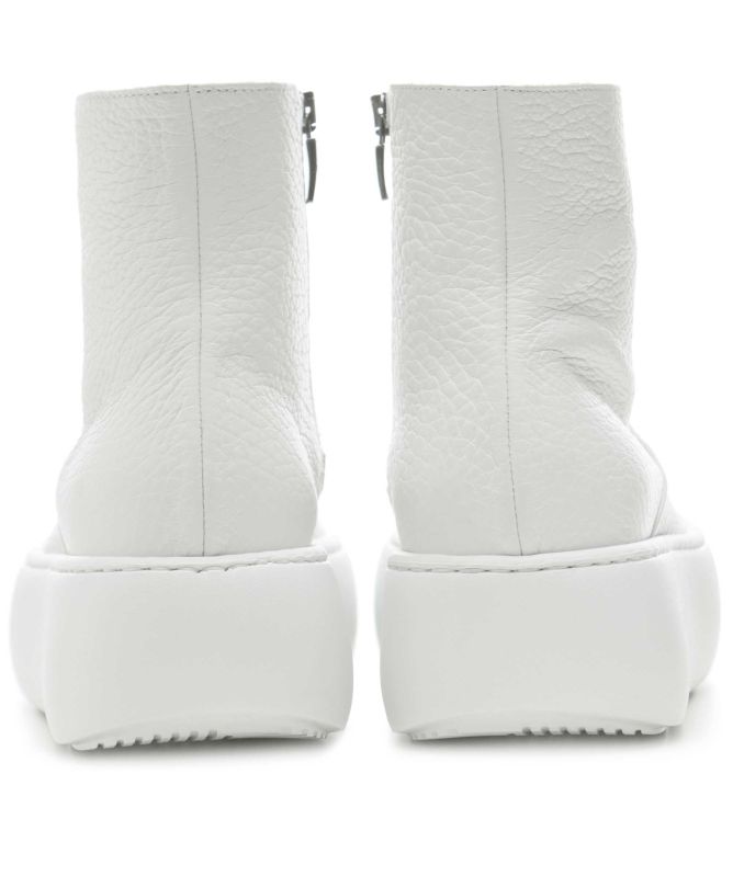 Lofina Short Platform Lace-Up Boots