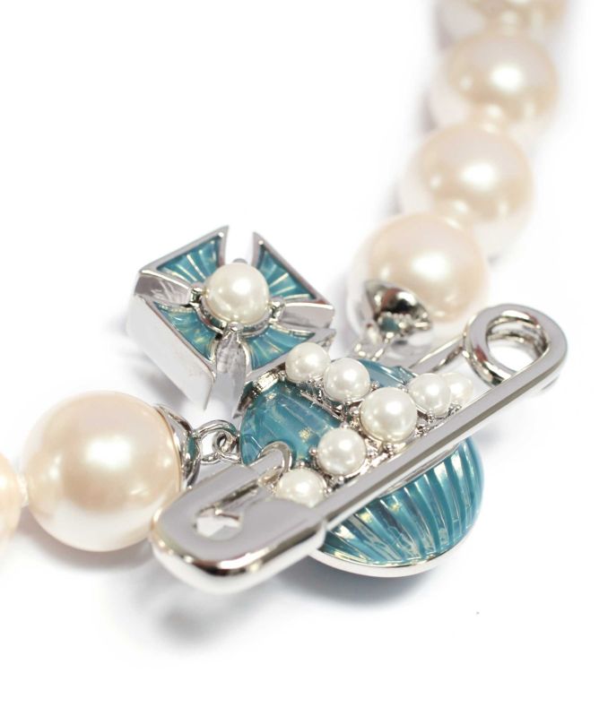 Vivienne Westwood Kitty Pearl Choker