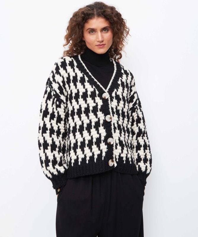 Thanny Dogtooth Knit Cardigan