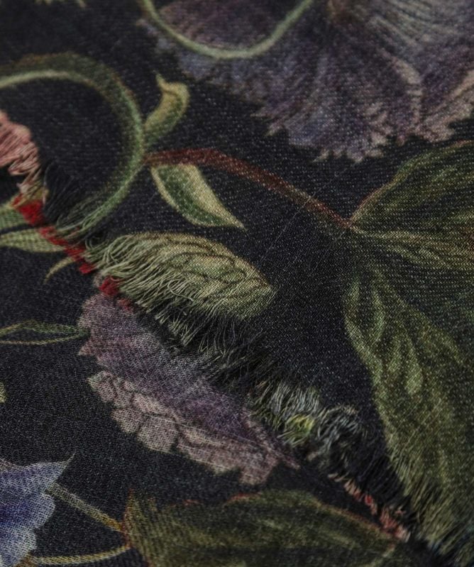 One Hundred Stars Primula Black Wool Scarf