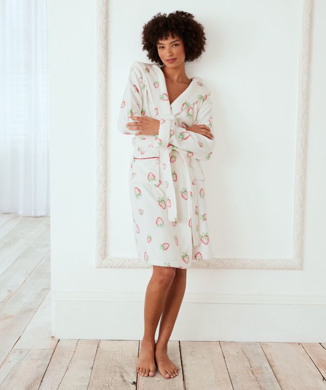 Chelsea Peers Fleece Strawberry Print Dressing Gown