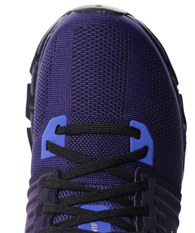 On Running Cloudswift 3 AD Trainers