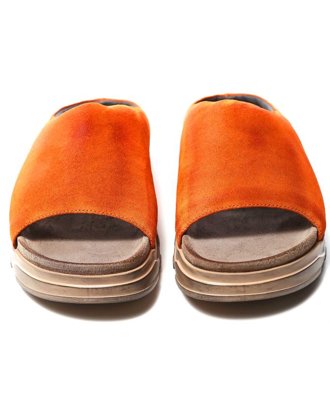 Lofina Suede Sliders