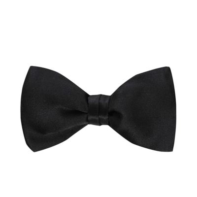 Pre-Tied Bow Tie