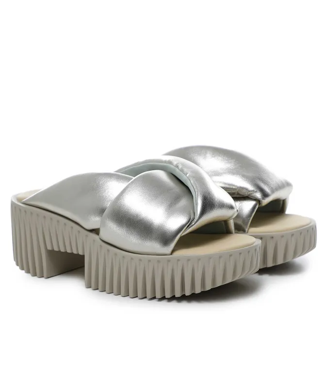 4CCCCEES Plia Anda Twist Sliders