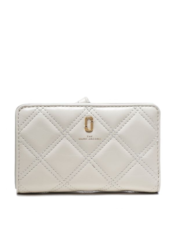 MARC JACOBS◆M0015781The Quilted Softshot Mini CompactWallet Marc Jacobs The Quilted Softshot Compact Leather Wallet
